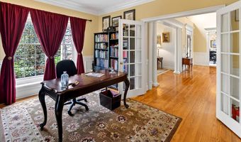 3 RAYMOND Ln, Belle Mead, NJ 08502