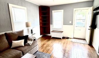 1116 S Lloyd St, Aberdeen, SD 57401