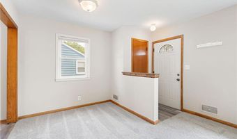 2111 3rd Ave SE, Austin, MN 55912