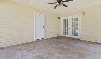 609 Beyer Dr, Bay St. Louis, MS 39520