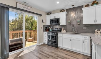 2 Berkeley Crossings Way, Bayville, NJ 08721
