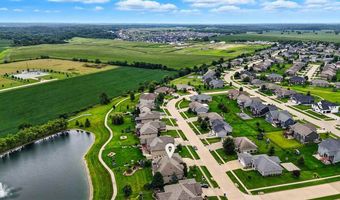 430 Carlyle Dr, North Liberty, IA 52317