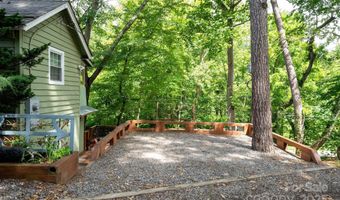 5 Arbutus Rd, Asheville, NC 28805