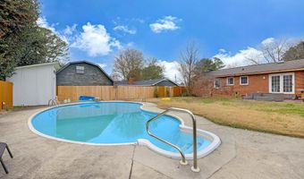 413 Apple Ave, Albertville, AL 35950