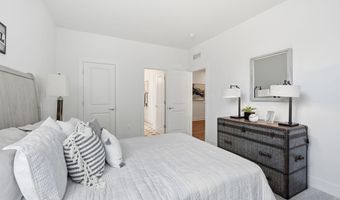 5413 WOODWAY Dr, Alexandria, VA 22310