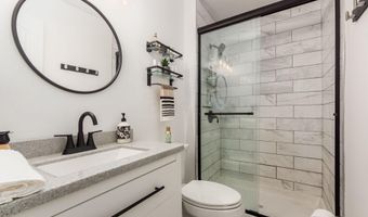 918 Timothy Dr, Columbus, OH 43230