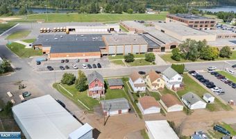 213 215 W 4th Ave, Aurora, MN 55705