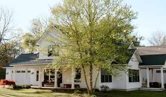 6800 Thornapple River Dr SE, Alto, MI 49302