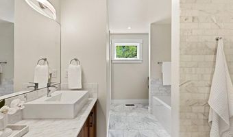 2056 Walnut St B, Boulder, CO 80302