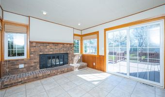 302 SE 3rd St, Ankeny, IA 50021