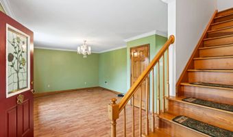 123 Rose Vidot Dr, Amsterdam, NY 12010