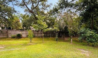 517 Commagere Blvd, Bay St. Louis, MS 39520