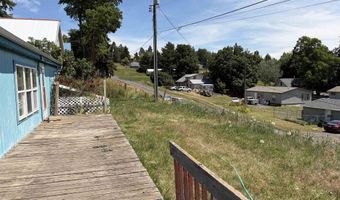 702 W 1st St, Albion, WA 99102