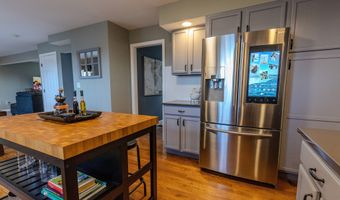 115 Daniel Rd, Bristol, CT 06010