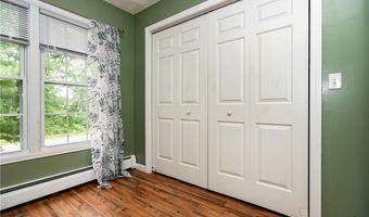195 Oakland Beach Ave, Warwick, RI 02889