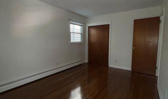 696 AVENUE E Floor 1, Bayonne, NJ 07002