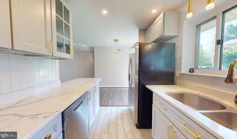 6337 PHYLLIS Ln, Alexandria, VA 22312