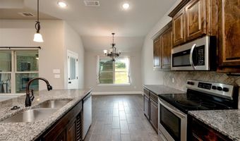 1008 Sky Ct, Weatherford, TX 76085