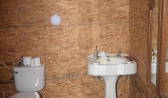 17 N Main St, Anson, ME 04958