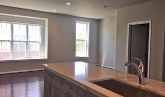 2783 Ashcombe Dr, Ann Arbor, MI 48105