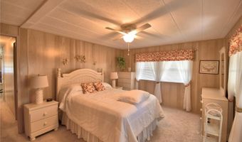 127 PARADISE Ln, Auburndale, FL 33823