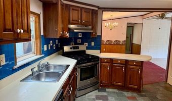 81 Sherwood Valley Ln, Coventry, RI 02816