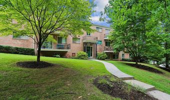 10518 WEYMOUTH St 102, Bethesda, MD 20814