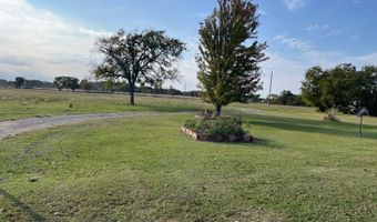 2452 S Carr Pen Rd, Atoka, OK 74525