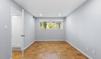 4203 AMERICANA Dr 101, Annandale, VA 22003