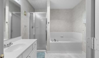 615 ADMIRAL Dr 306, Annapolis, MD 21401