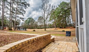 319 Rogers Ave, Bruce, MS 38915