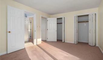 200 Heroux Blvd 606, Cumberland, RI 02864