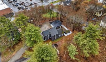 22 Parker St, Bangor, ME 04401