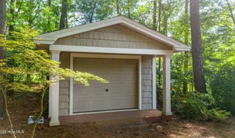 130 Willowbrook Dr, Arapahoe, NC 28510