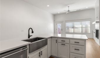 6300 Beacon St, Bentonville, AR 72713