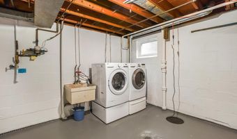 14536 BARKWOOD Dr, Rockville, MD 20853