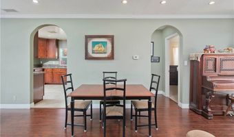 17561 Bullock St, Encino, CA 91316