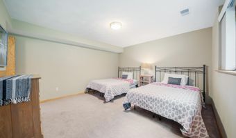 2117 CLOUDVIEW Ct, Appleton, WI 54914