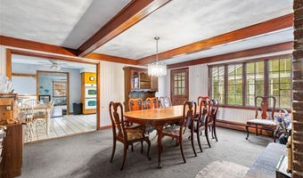 101 Cobble Hill Rd, Lincoln, RI 02865