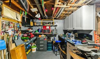 82 Martin St, East Providence, RI 02914
