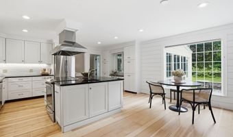 16 Storybrook Ln, Amherst, NH 03031