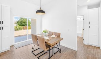 18620 SYMERON Rd, Apple Valley, CA 92307