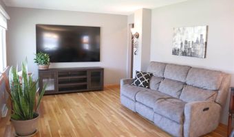 729 S 16th St, Bismarck, ND 58504