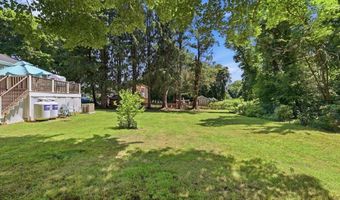 44 Desmarais St, Cumberland, RI 02864