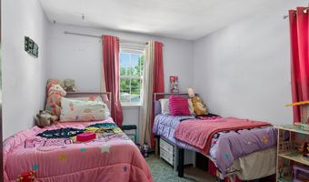 726 PLUMTREE Ln, Claymont, DE 19703