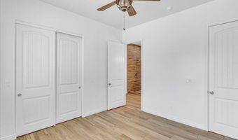 135 W Hawk Way, Amado, AZ 85645