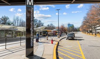 6208 LES DORSON Ln, Alexandria, VA 22315