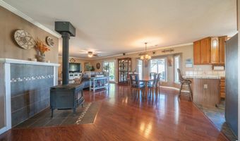 6679 Meadowlark Ln, Anderson, CA 96007
