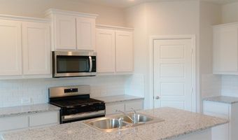 517 PENDLETON Ave, Keene, TX 76059