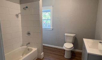 823 N Clinton St, Albion, MI 49224